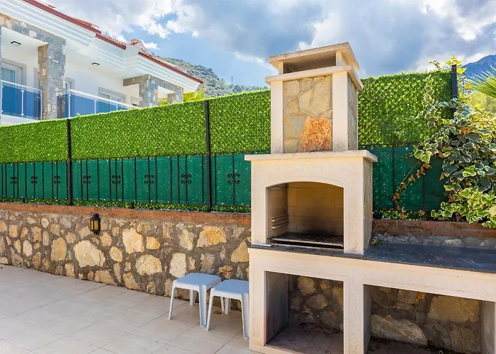 Вилла Golden Heights 5 *