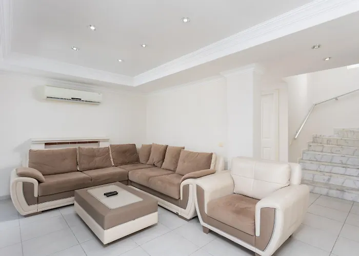 Вилла Golden Heights 5 *