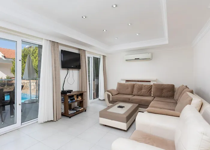 ヴィラ Golden Heights 5