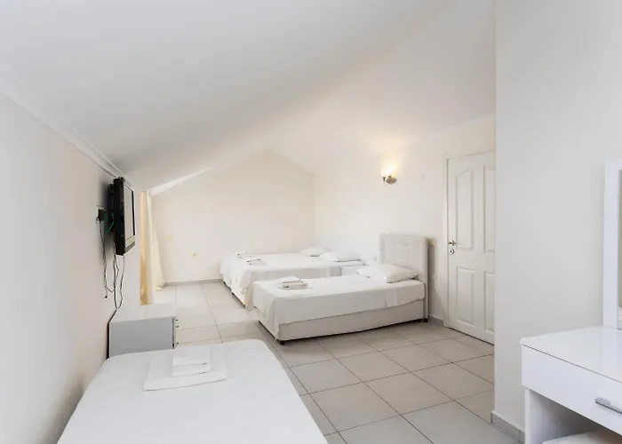 ヴィラ Golden Heights 5